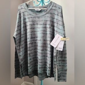 Athleta Coaster Luxe Printed Sweatshirt NWT Large